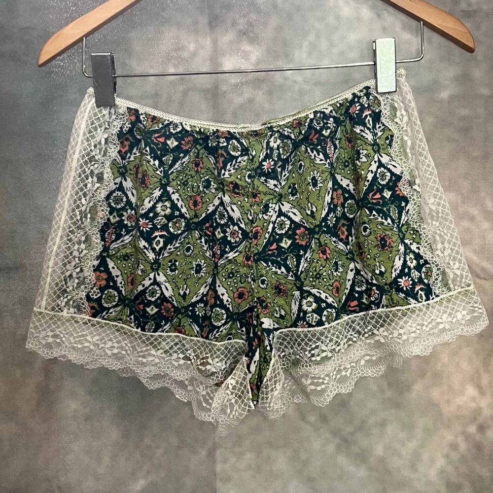 Anthropologie Green Paisley Lace Trim Sleep Shorts Womens Small Floral Pajamas